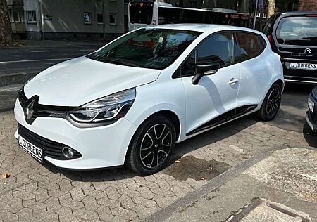 Renault Clio IV Paris/NAVI-KLIMA-ALU-