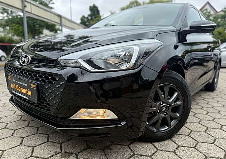 Hyundai i20 (1,2L-84PS)4-ZYLINDER.KLIMA.SITZHZ.GARANTIE