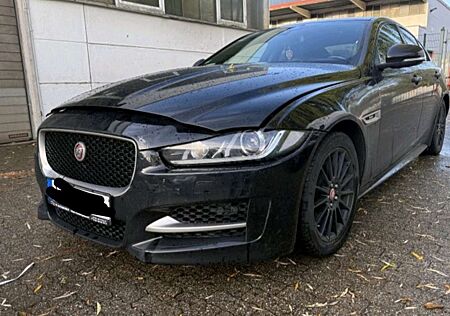 Jaguar XE 20d AWD Aut. R-Sport