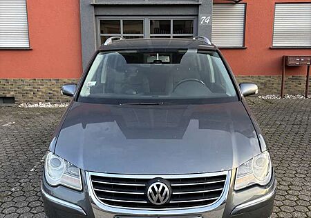 VW Touran Volkswagen 2.0 TDI Highline
