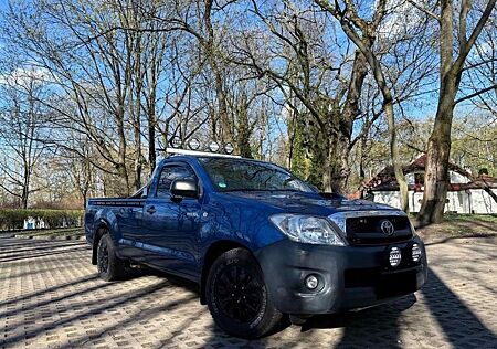 Toyota Hilux 4x4 Single Cab