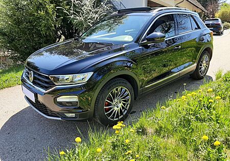 VW T-Roc Volkswagen 1.5 TSI ACT Sport schwarz
