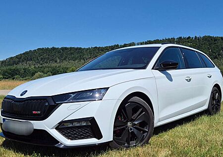 Skoda Octavia Combi 2.0 TDI DSG RS