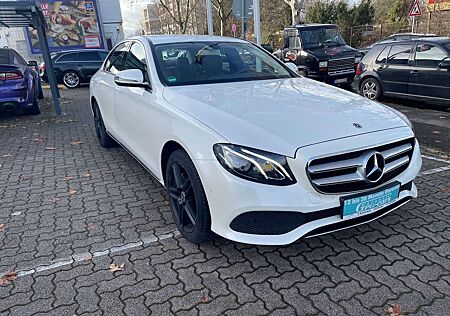 Mercedes-Benz E 200 E Limousine 4Matic