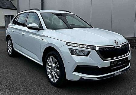 Skoda Kamiq Tour Automatik Kamera APPLE/Car inkTÜV Garantie