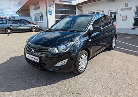 Hyundai i20 Trend 1. Hand erst 58832 Km !