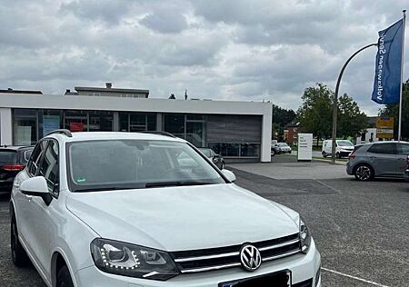 VW Touareg Volkswagen V6 TDI