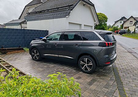 Peugeot 5008 PureTech 130 Stop