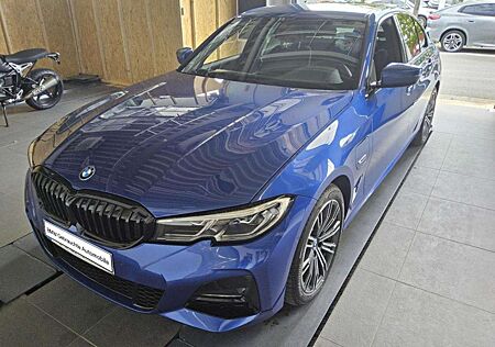 BMW 330 e LIMOUSINE M SPORT/SHADOW/LASER/18Z./KAMERA