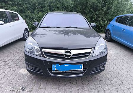 Opel Signum 2.2Cosmo Plus