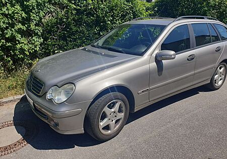 Mercedes-Benz C 200 T Kompressor