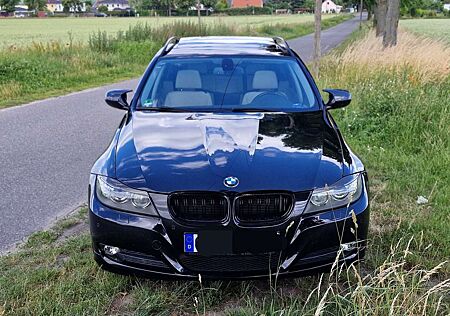 BMW 320i 320 E91Touring Touring Aut. Facelift mit wenig km