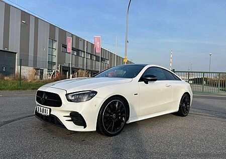 Mercedes-Benz E 300 Coupe 9G-TRONIC AMG Line