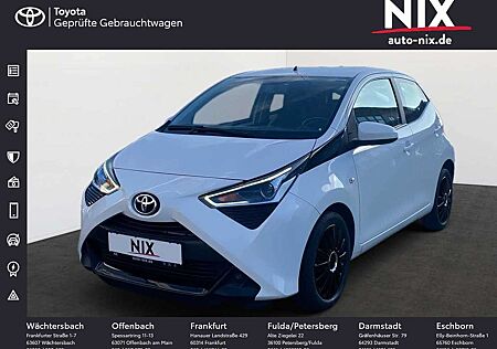 Toyota Aygo 1.0 x-play x-shift BT