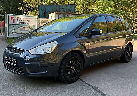 Ford S-Max 2.0 TDCi .AHK. Klima .Sitzheizung. 6gang.