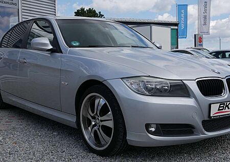 BMW 318 i Scheckheft Einparkhilfe Tempomat Sitzheiz. Klima