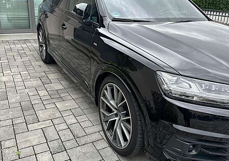 Audi Q7 50 TDI quattro tiptronic