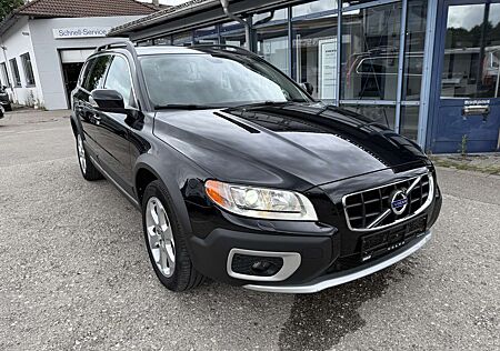 Volvo XC 70 XC70 XC70 Diesel D5 AWD Aut. Summum
