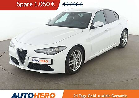 Alfa Romeo Giulia 2.2 JTDM Super*NAVI*XENON*TEMPO*CAM*PDC*SHZ*KLIMA