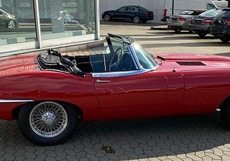 Jaguar E-Type Serie 1,5 - 4,2 Liter - 6 Zylinder - Cabrio