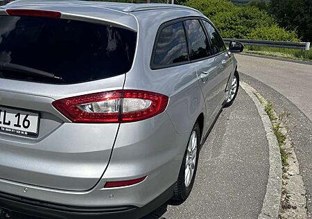 Ford Mondeo Turnier 2.0 TDCi Aut. Titanium S