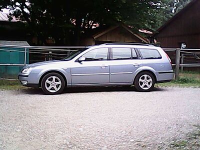 Ford Mondeo Mondeo 2.5  Turnier V6 Aut. Ghia X