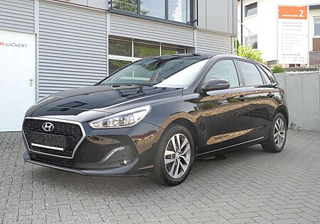 Hyundai i30 1.4 TGDI YES! *AHK*Navi*Kamera*