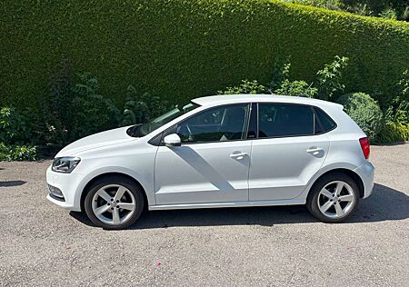 VW Polo Volkswagen 1.2 TSI Blue Motion Technology Allstar