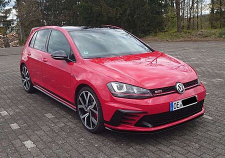 VW Golf GTI Volkswagen Golf VII BlueMotion Technology Clubsport