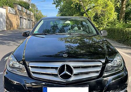 Mercedes-Benz C 180 BlueEFFICIENCY Avantgarde