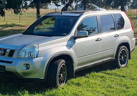 Nissan X-Trail +2.0+dci+4x4+DPF+LE