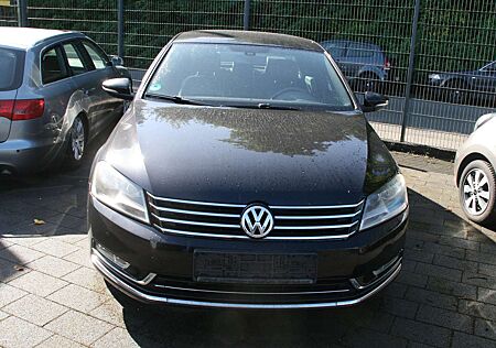 VW Passat Volkswagen Exclusive BlueMotion