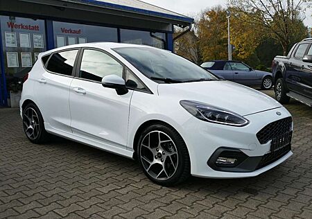 Ford Fiesta ST *Recaro*Klappe*Klimaauto*LED