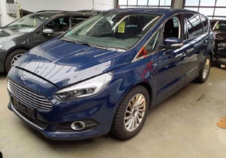 Ford S-Max Titanium*Sony Navi*LED*R.Cam*Standheiz*SHZ*