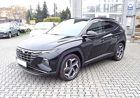 Hyundai Tucson Plug-In Hybrid 1.6 T-GDi 4WD Trend Pano AHK Kamera