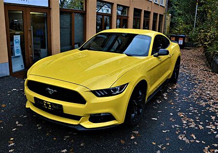 Ford Mustang 2.3 EcoBoost ,Leder