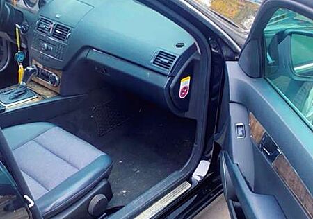 Mercedes-Benz C 200 T Kompressor Automatik