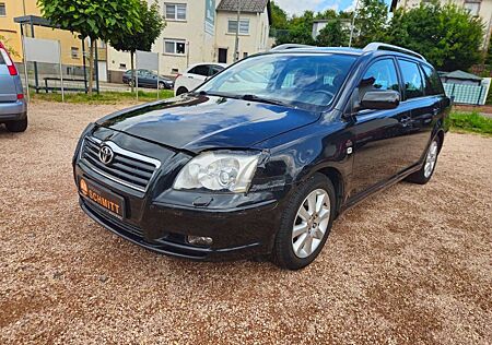 Toyota Avensis Kombi 2.0 D-4D Executive TÜV 10/2025+1H