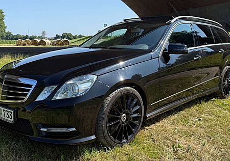 Mercedes-Benz E 500 AMG Style Standheizung HK Pano