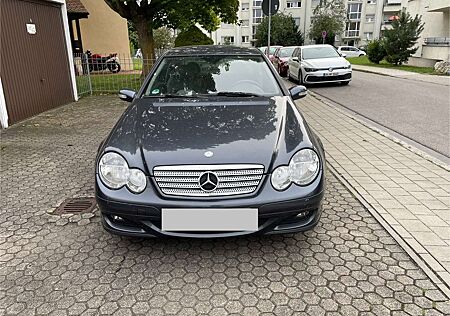 Mercedes-Benz C 200 Kompressor (203.742)