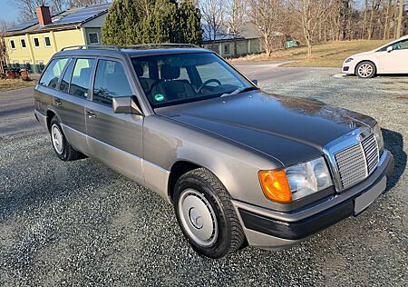 Mercedes-Benz E 230 230 TE