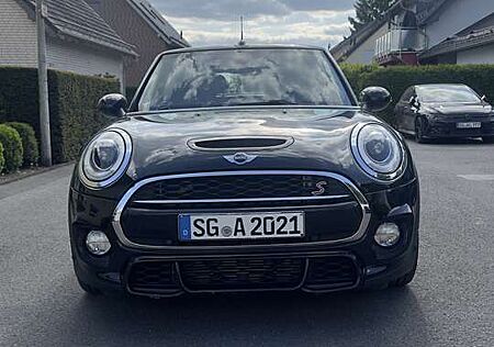 Mini Cooper S Cabrio JCW