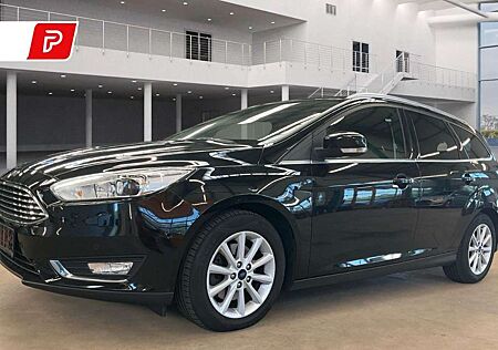 Ford Focus Turnier Titanium NAVI PDC LED 2.HD