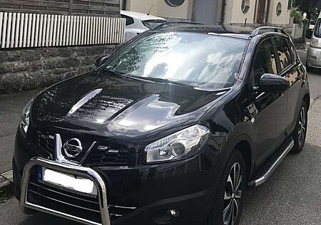 Nissan Qashqai 2.0 dCi 4 x DPF Aut. 360