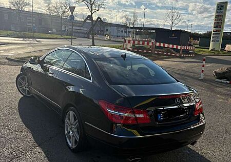 Mercedes-Benz E 350 CDI DPF 4Matic BlueEFFICIENCY 7G-TRONIC Elegance