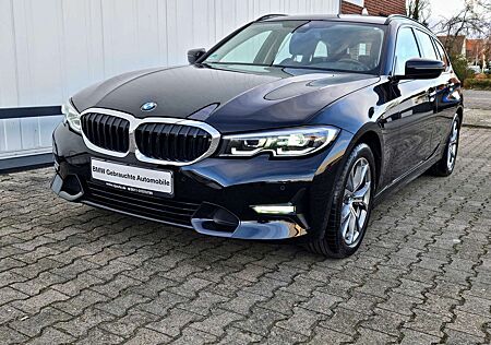 BMW 320 d*NAVI*SPORT LINE*AHK*LED