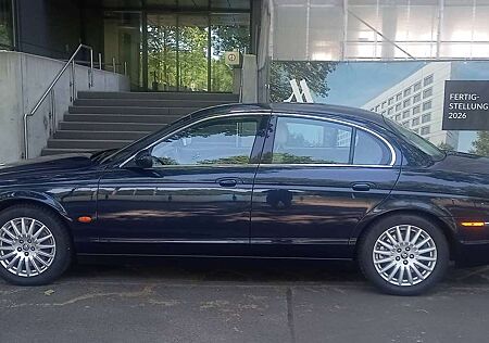 Jaguar S-Type S-Type Diesel 2.7 Twin Turbo Diesel Aut.