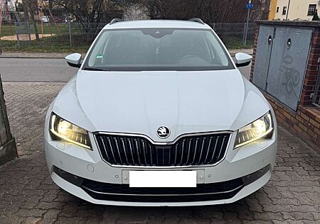 Skoda Superb III Combi Diesel Combi 2.0 TDI DSG Ambition