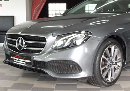 Mercedes-Benz E 200 Avantgarde GSHD/Ambi/Nigh/Widescr./Nav/AHK