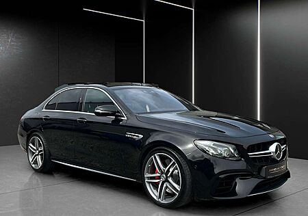 Mercedes-Benz E 63 AMG E 63s AMG *MB100GARANTIE*VOLL*PERFORMANCE*ABGASS